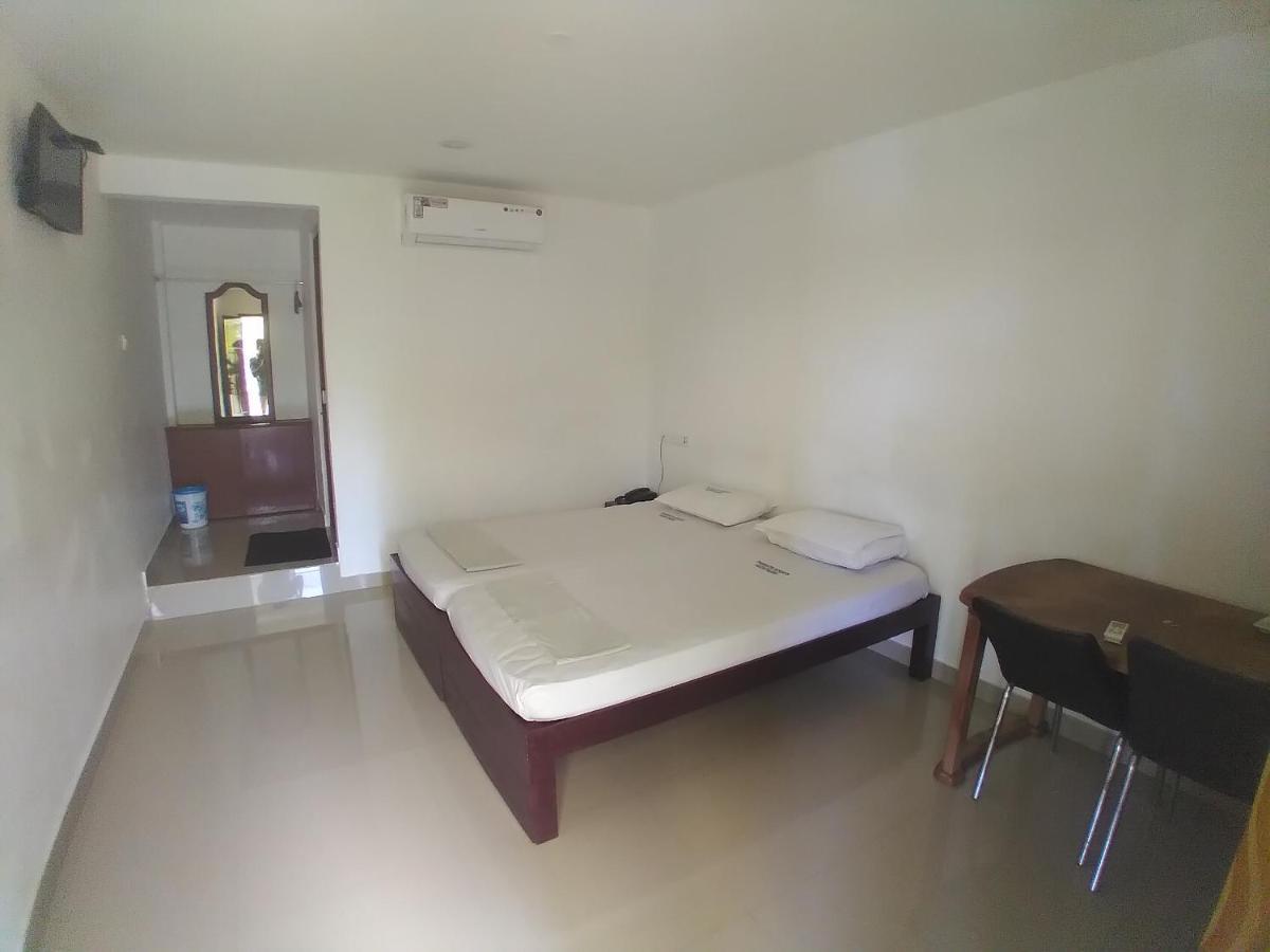 Thabasiya Resorts Kuzhittura Екстериор снимка