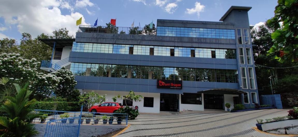 Thabasiya Resorts Kuzhittura Екстериор снимка